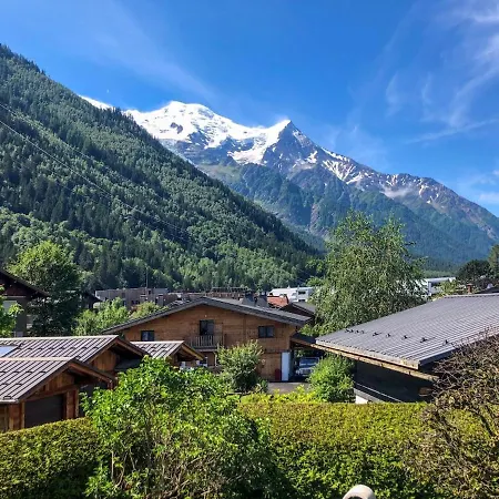 Chalet Blue House Chamonix